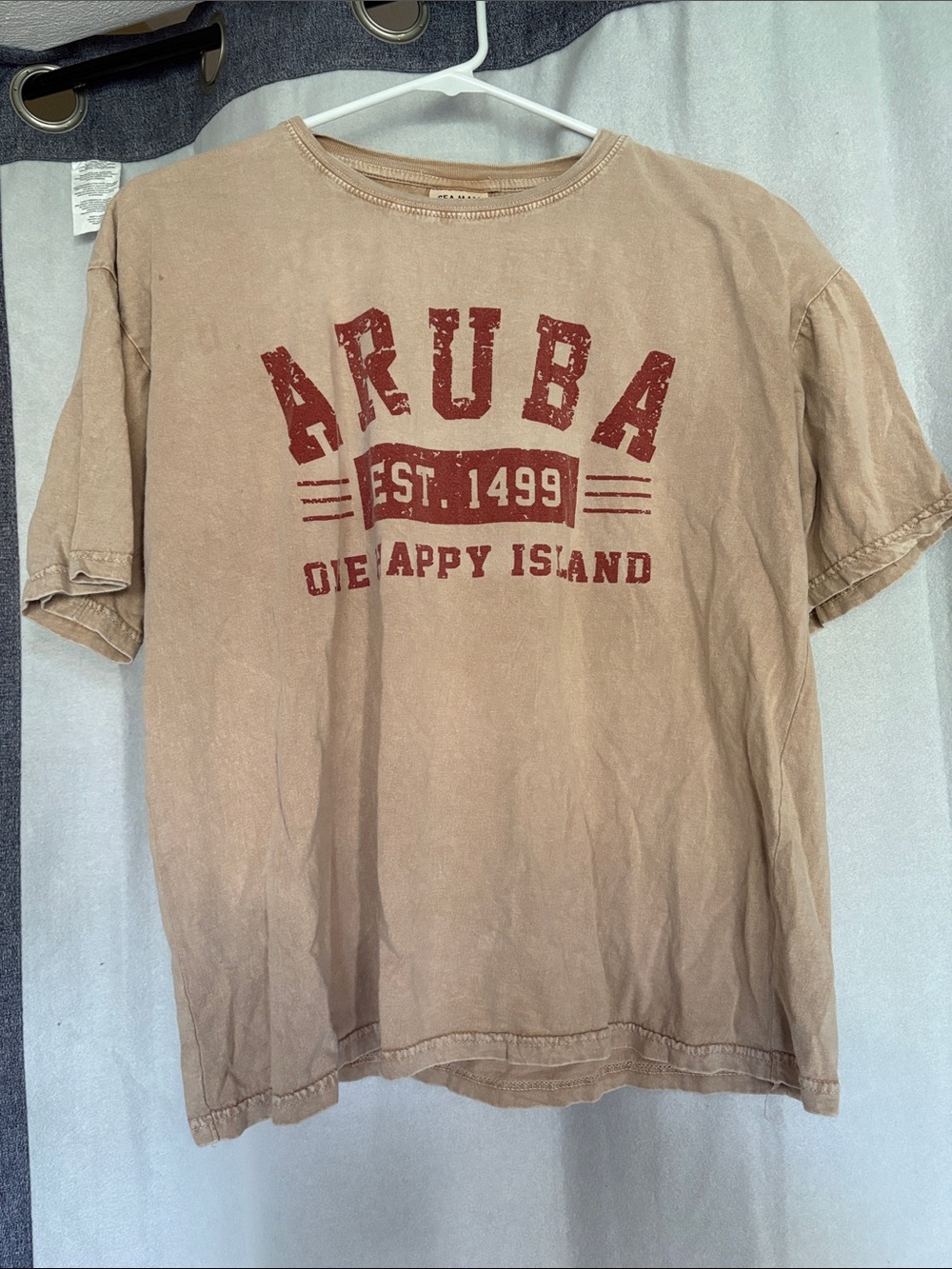 Vintage-Style Tan Aruba Graphic Tee - Short Sleeve